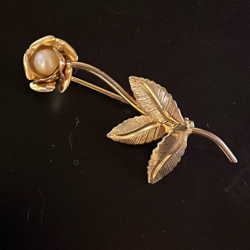 Vintage Golden Rose with Pearl Brooch
